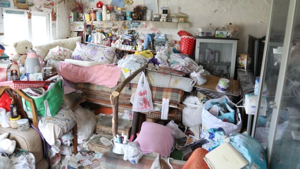 Mersin'de çöp ev mesaisi