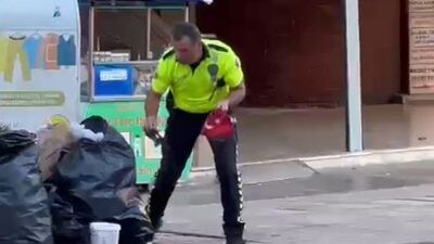 Trafik polisi duygulandırdı