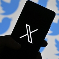 West'in askıya alınan Twitter hesabı aktive edildi