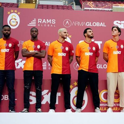 Galatasaray'da yıldızlar geçidi