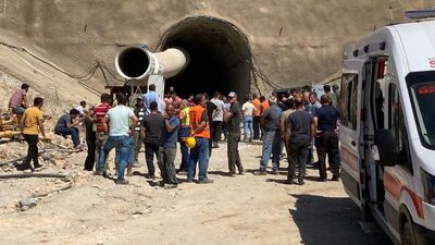 Gazdan etkilenen 2 işçi kurtarıldı