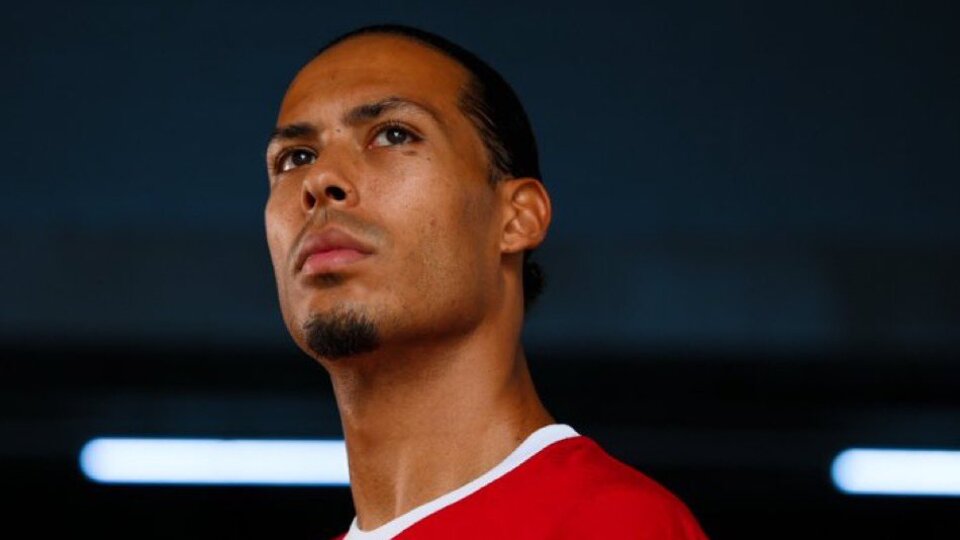 Liverpool'un yeni kaptan Van Dijk!