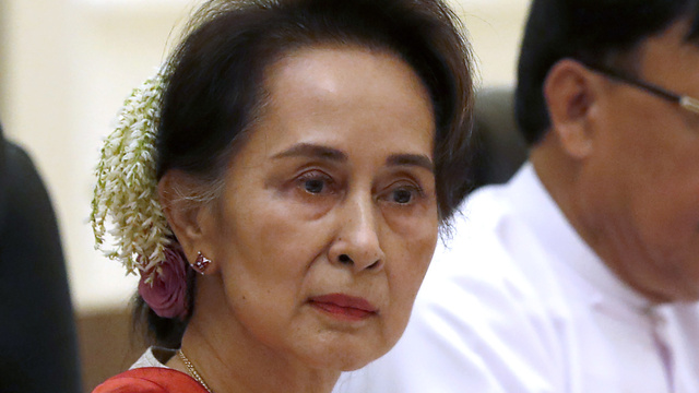 Myanmar'ın devrik liderinin hapis cezası indirildi
