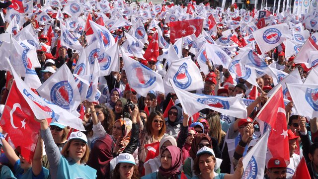 Sendika tamam da sözleşme yok