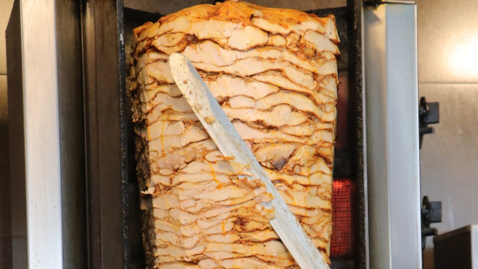 Sıcak havalarda tüketilen tavuklarda salmonella riski!