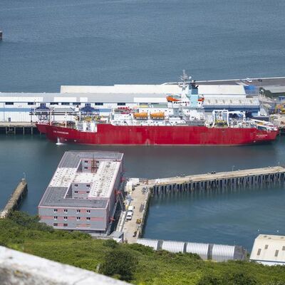 İngiliz bakan: Sığınmacı gemisi ölüm tuzağı değil