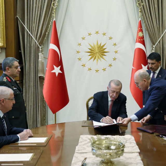 YAŞ sona erdi! Metin Gürak Genelkurmay Başkanı oldu
