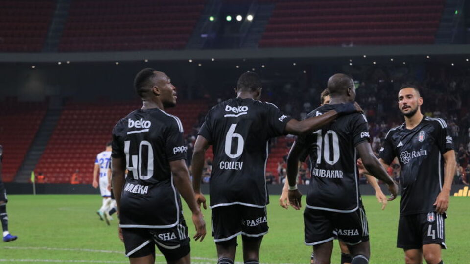 Neftçi Bakü kadrosu belli oldu!