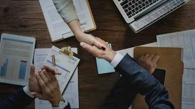 Emirates NBD ve Deniz Ventures'ten Erguvan'a yatırım