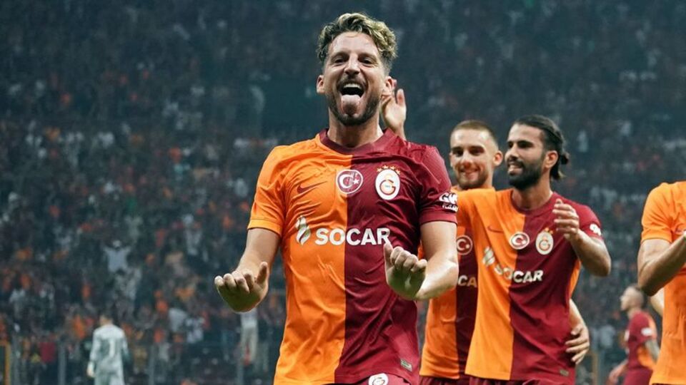 Mertens'ten ayrılık açıklaması!