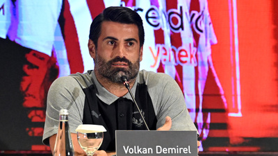 "Maaşının %10'unu Hataylılara bağışladı"