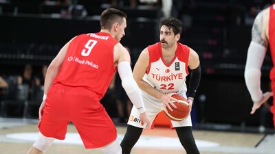 12 Dev Adam Polonya karşısında galip