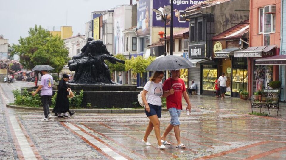 Meteoroloji'den yağmur, fırtına ve sıcak uyarısı