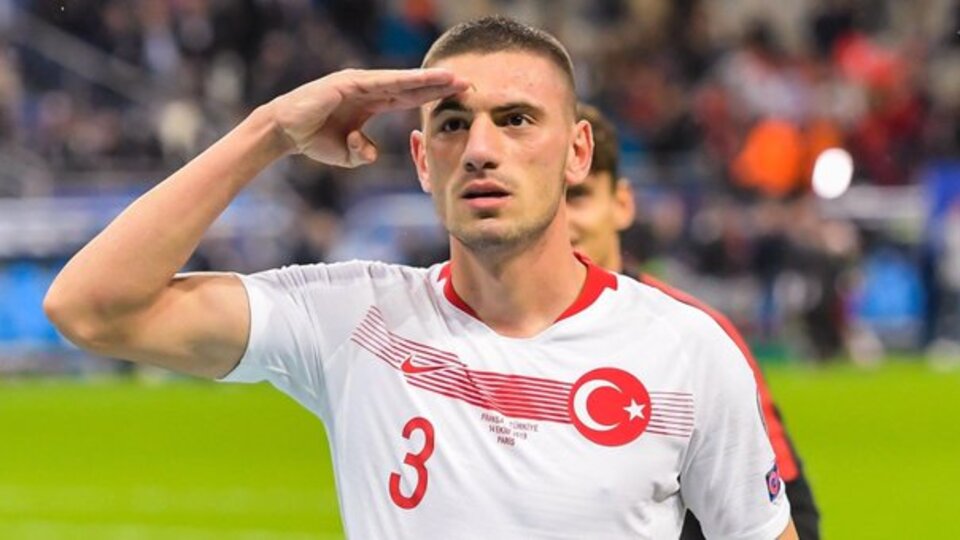 Merih Demiral'a 4 talip birden!