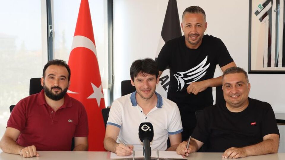 Altay, İbrahim Akın'la yollarını ayırdı