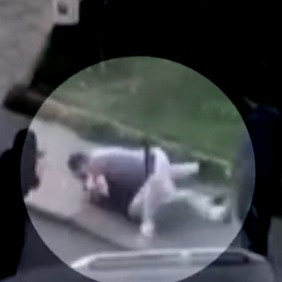  Trafikte sandalyeli, sopalı kavga