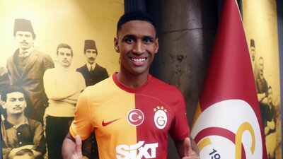 Galatasaray transferi açıkladı!