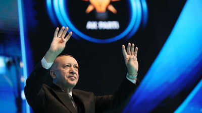 Bir yıl içinde iki kongre...