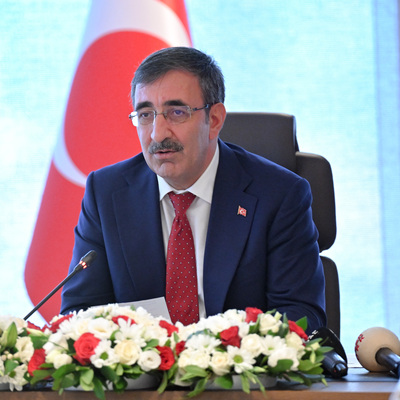 "Enflasyonla mücadele ederken resesyona düşmeme çabamız var"