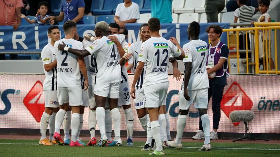 Paşa 90+3'te kazandı!