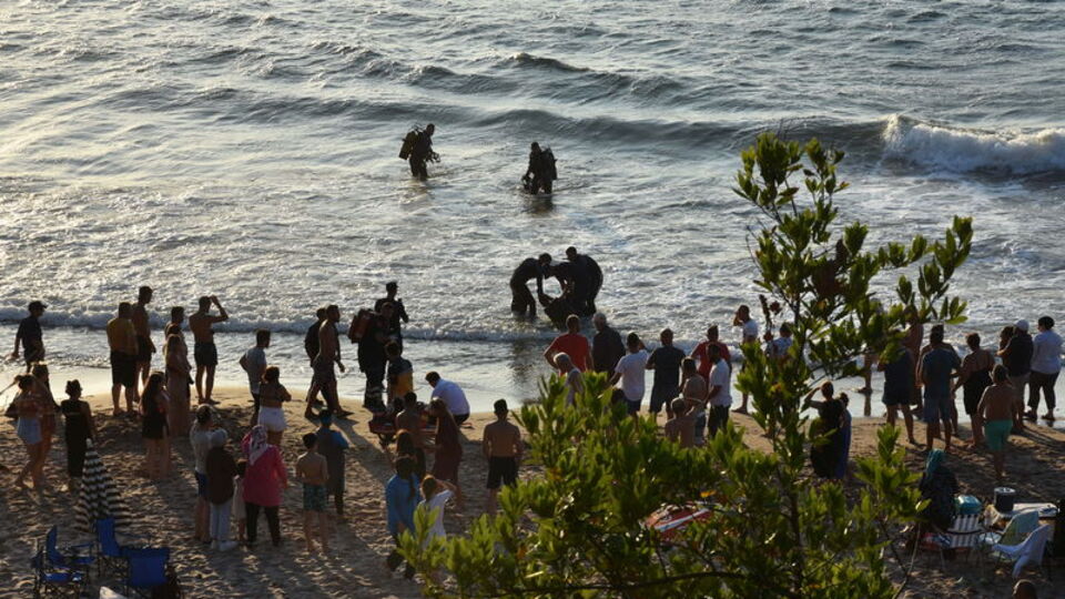 Zıpkınla balık avlamak için denize giren kişi öldü