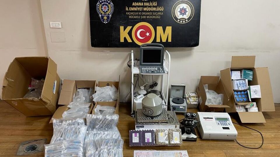 Yabancı uyruklu sahte doktorlara kelepçe!