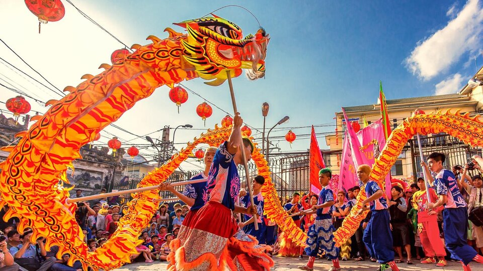 Çin'de sürpriz faiz indirimi