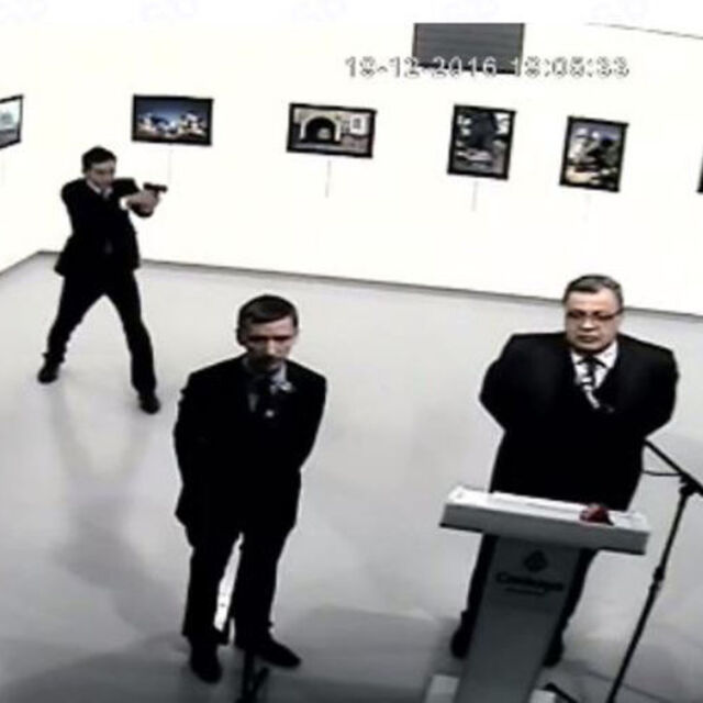 Karlov suikastçisinin sorumlusu mahrem imamın eşi yakalandı