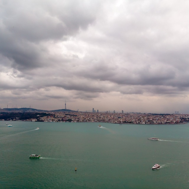 Yerde sis, havada Stratus