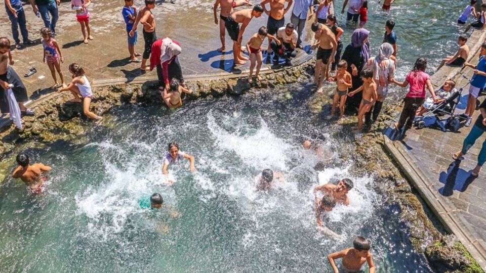 Mevsim normalinin 11 derece üzerinde