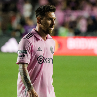 Messi şova devam ediyor!
