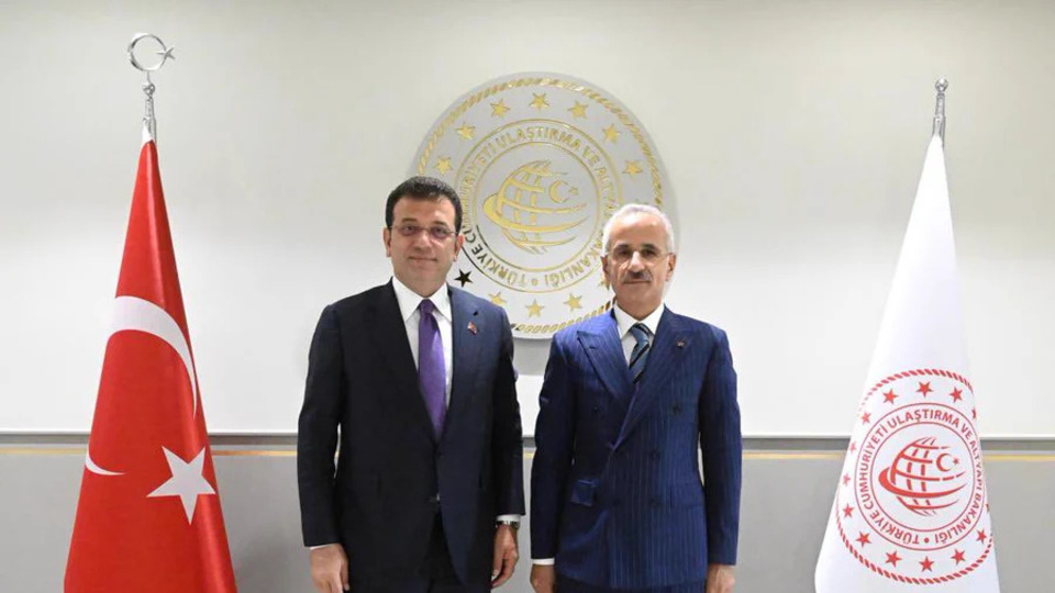 İmamoğlu'ndan Ankara'da iki bakana ziyaret