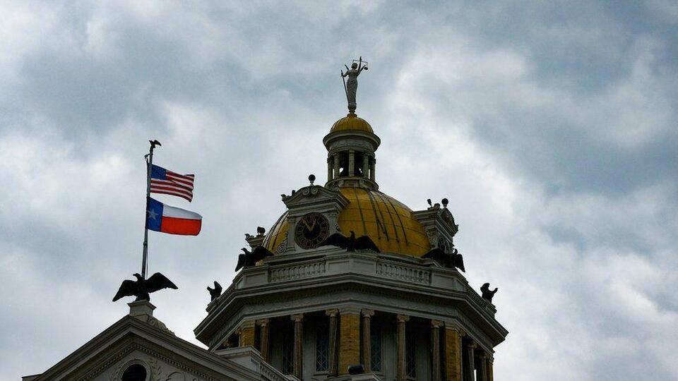 Eski erkek arkadaşı intikam için özel görüntülerini ifşa etmişti: Rekor tazminat!