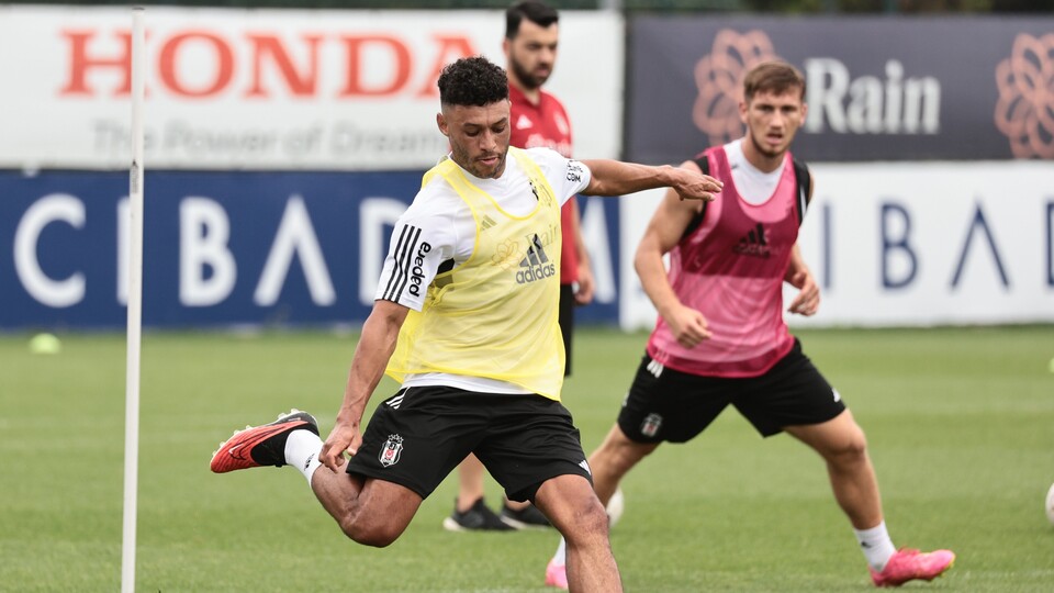 Chamberlain hazır kıta! Şenol Güneş'i memnun etti