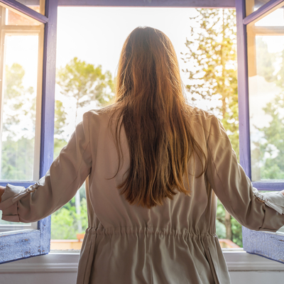 Sıcak havalarda pencereyi açarak uyuyanlara uyarı!