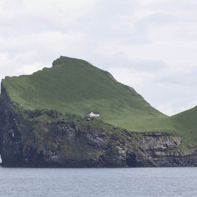 Dünyanın en yalnız evine gitti!