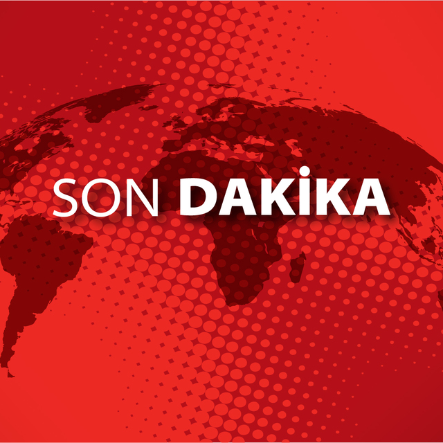 Eminönü'de İETT otobüsü denize düştü