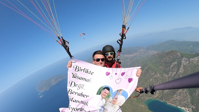'Evet' yanıtını gökyüzünde aldı