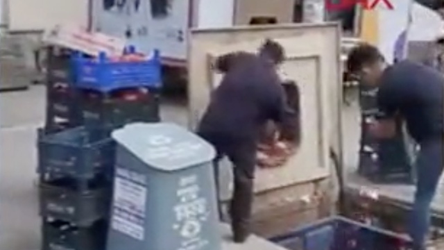 882 kilo domates çöp oldu! Ceza yağdı