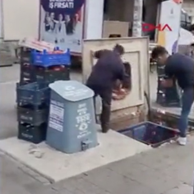 882 kilo domates çöp oldu! Ceza yağdı