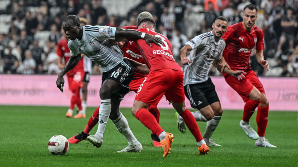 Beşiktaş'a son dakika şoku!