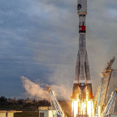 Rusya'nın uzay aracı Ay'a çarptı