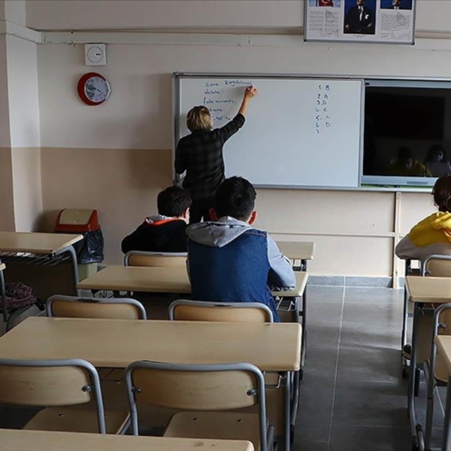 Destekleme ve yetiştirme kurslarında özel okul öğretmenleri de görev alabilecek