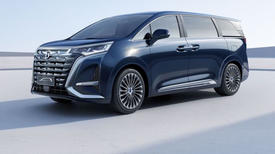 Avrupa'ya MPV ile giriş yapacak