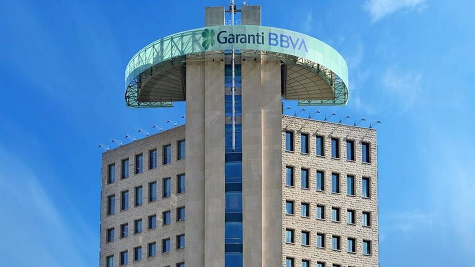 Dijital kanallardan teminat mektubu ve çek karnesi başvuru imkanı