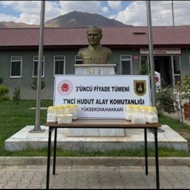 MSB: 9 bin 888 gram metamfetamin ele geçirdi