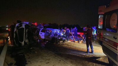 Osmaniye'de ambulansla çarpışan otomobildeki 3 kişi öldü