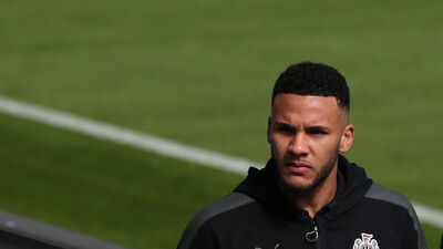 Beşiktaş stoperini Ada'da buldu!