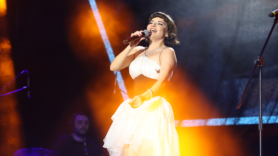 Göksel'den 'Sümela Kültür Yolu Festivali'nde konser