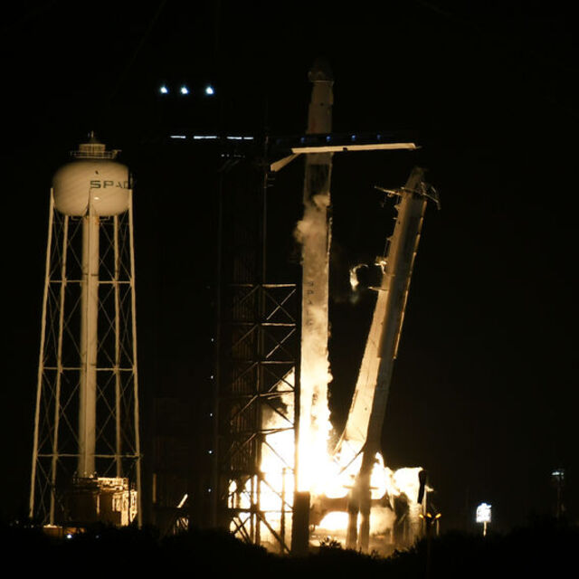 SpaceX UUI'ye 4 astronot gönderdi